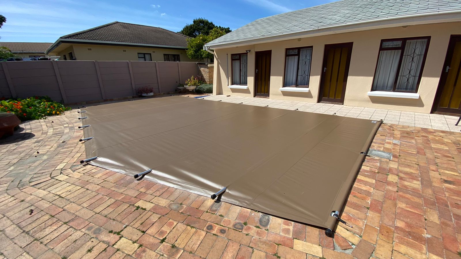 Would it be a good idea to install an automatic pool cover?